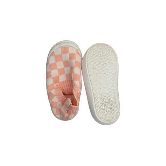 Toddler Girls Pink and White Checkered Slip-On Sneakers - Picture 4 of 7
